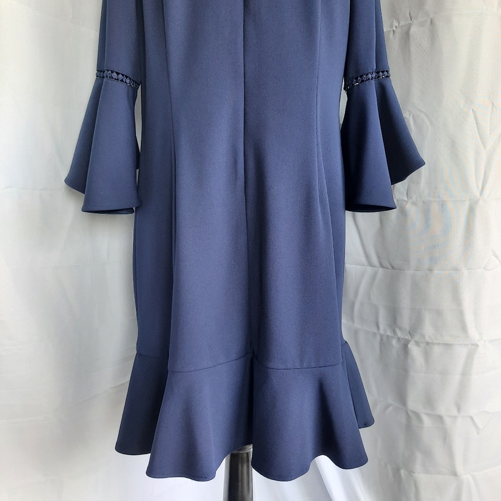 Roz & Ali Navy Blue Dress Sz 14 Bell Sleeve Flutter Hem Knee / Midi Lgth Church - Picture 9 of 16
